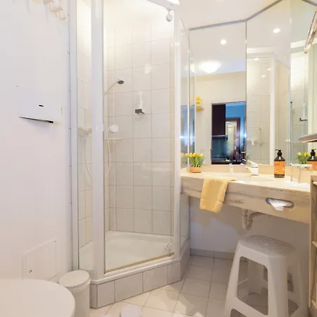 Thermenhotel Apollo Hotel 4*