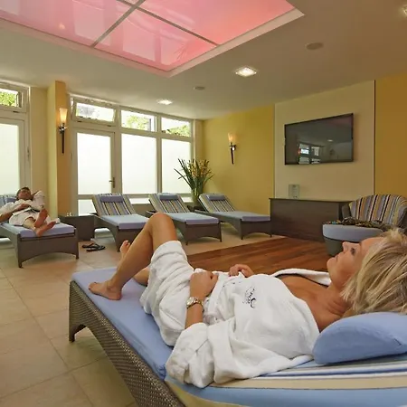 Thermenhotel Apollo 4*