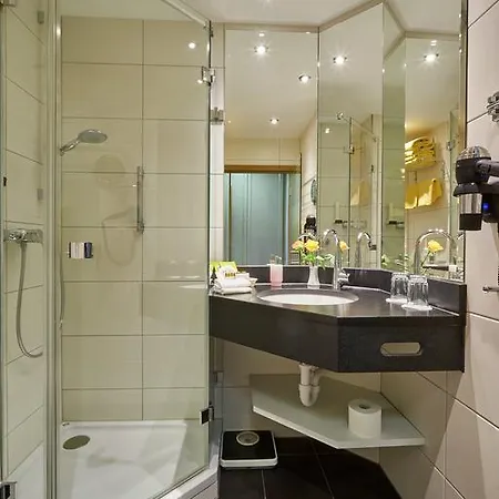 Thermenhotel Apollo Hotell 4*