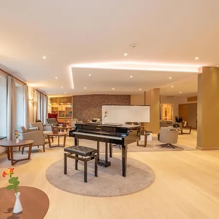 Thermenhotel Apollo Hotel 4*