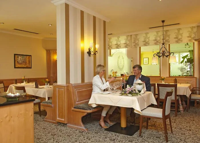 Thermenhotel Apollo מלון באד פיסינג