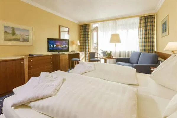 Thermenhotel Apollo מלון באד פיסינג